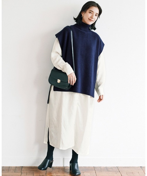 avecmoi(アヴェクモワ)の「【佐藤かなさんプロデュース】 アヴェクモワ タートルニットベスト〈ネイビー〉(ベスト・レディース・ネイビー・MEDIUM/LARGE/X-LARGE/SMALL)」の5枚目の写真