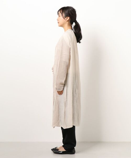 INTERPLANET（インタープラネット）の「カギ針楊柳ロングトッパー（その他アウター・レディース・ブラック/グレイッシュベージュ・FREE）」の3枚目の写真