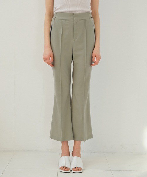 city(シティ)の「【CITY】ストレッチクロスフレアパンツ(その他パンツ・レディース・ブラック/カーキ・2/1)」の7枚目の写真