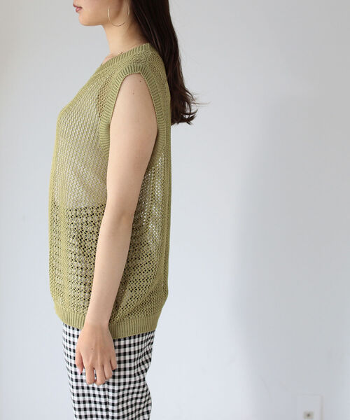 BeAMS DOT（ビームスドット）の「【WEB限定】BeAMS DOT / メッシュニットベスト（ベスト・レディース・ナチュラル/ケリー・FREE）」の17枚目の写真