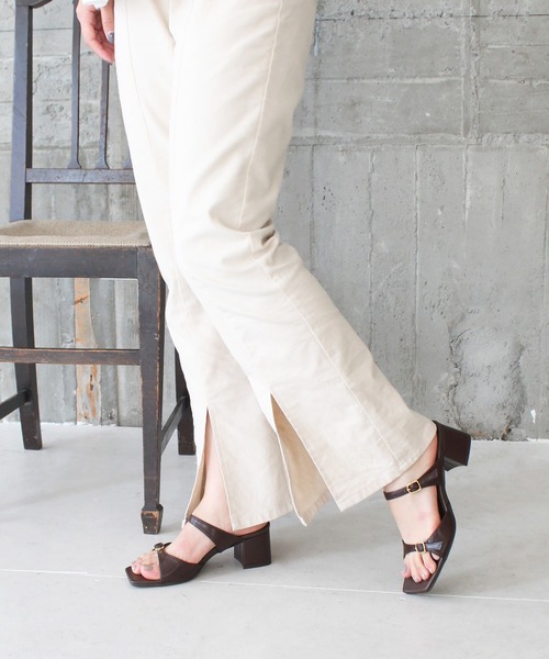 chocolates（チョコラテス）の「ダブルストラップサンダル【日本製】（サンダル・レディース・ホワイト/ブラック/ダークブラウン・LL/S/M/L）」の16枚目の写真