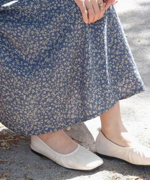 Crisp（クリスプ）の「フラワーフレアギャザースカート（スカート・レディース・ブルー/ブラウン・FREE）」の10枚目の写真