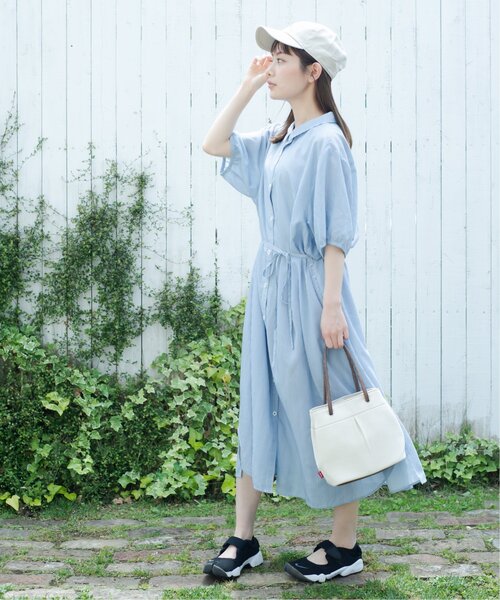 DOUBLE NAME(ダブルネーム)の「【merモデルまるちゃんコラボ】ストライプシャツワンピース(シャツワンピース・レディース・ベージュ/ネイビー/サックスブルー・FREE)」の3枚目の写真