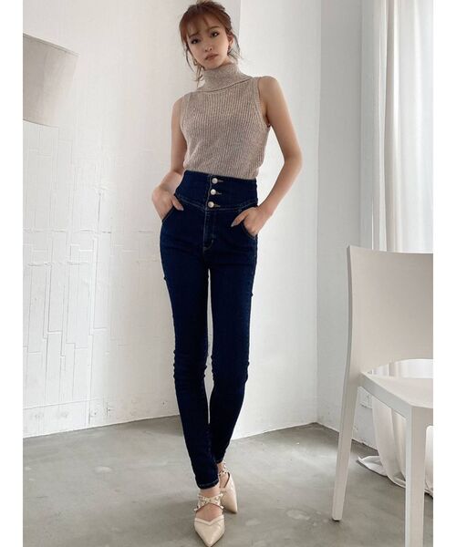 RESEXXY(リゼクシー)の「スタッズミュール(サンダル・レディース・ブラック/オフホワイト/その他1・SMALL/MEDIUM/LARGE)」の13枚目の写真