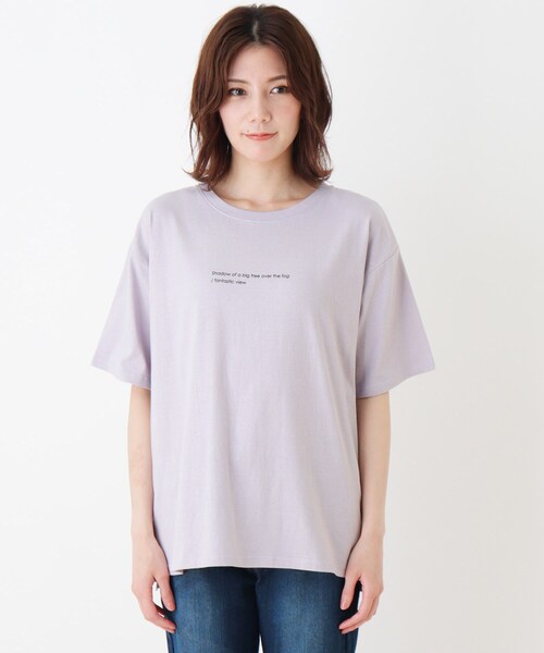 SHOO・LA・RUE（シューラルー）の「◆ドロップショルダーグラフィックTシャツ（Tシャツ/カットソー・レディース・オフホワイト/ライトパープル/チャコール/ホワイト系3/ホワイト系6/ブラック系3/ブラック系5/ベージュ系4/アイボリー系6/ダークグリーン系6/ブルー系5/ピンク系9・02/03/04）」の13枚目の写真