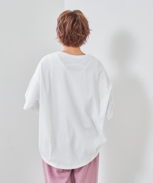 cepo(セポ)の「ネオンカラー カレッジロゴTee(Tシャツ/カットソー・レディース・オフホワイト/グリーン/ブラック/ブルー・M)」の6枚目の写真