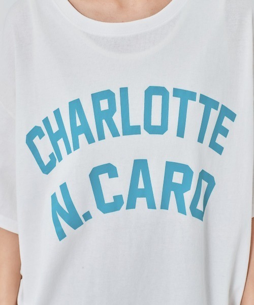 cepo(セポ)の「ネオンカラー カレッジロゴTee(Tシャツ/カットソー・レディース・オフホワイト/グリーン/ブラック/ブルー・M)」の7枚目の写真