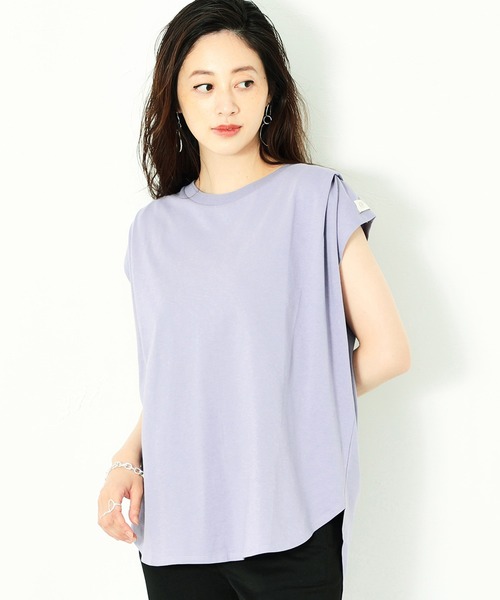 C17（シーセブンティーン）の「C17 ノースリーブタックTシャツ（Tシャツ/カットソー・レディース・ラベンダー/ベビーピンク/ブラック/グレイッシュベージュ・LARGE/MEDIUM）」の4枚目の写真