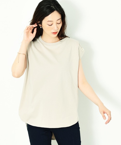 C17（シーセブンティーン）の「C17 ノースリーブタックTシャツ（Tシャツ/カットソー・レディース・ラベンダー/ベビーピンク/ブラック/グレイッシュベージュ・LARGE/MEDIUM）」の3枚目の写真