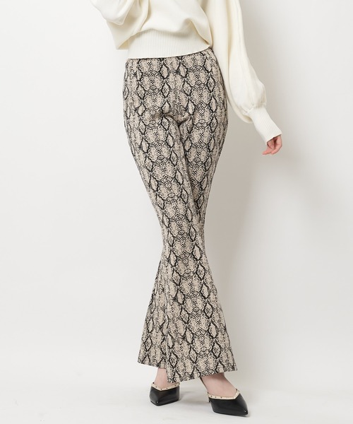 SPIRALGIRL（スパイラルガール）の「サイドオープンフレアパンツ（その他パンツ・レディース・ブラック/レオパード/パイソン・FREE）」の21枚目の写真