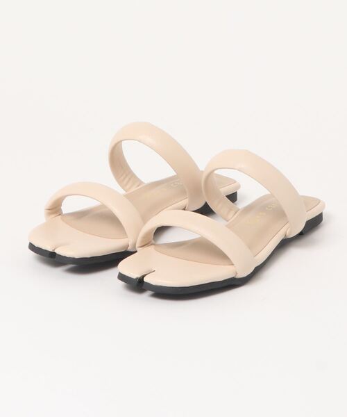 Green　Parks（グリーンパークス）の「【WEB限定サイズあり】・タビフラットサンダル＊（サンダル・レディース・ブラック/アイボリー・LL/S/M/L）」の11枚目の写真