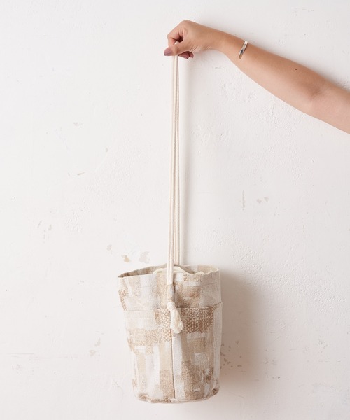 BEARDSLEY（ビアズリー）の「ジャガードデニムBAG（トートバッグ・レディース・ベージュ/インディゴブルー・FREE）」の4枚目の写真