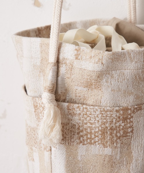 BEARDSLEY（ビアズリー）の「ジャガードデニムBAG（トートバッグ・レディース・ベージュ/インディゴブルー・FREE）」の5枚目の写真