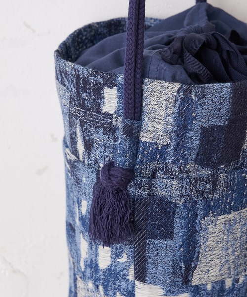 BEARDSLEY（ビアズリー）の「ジャガードデニムBAG（トートバッグ・レディース・ベージュ/インディゴブルー・FREE）」の11枚目の写真