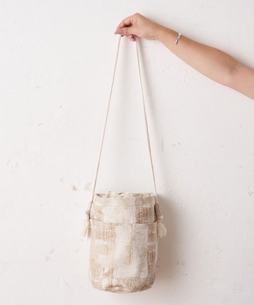 BEARDSLEY（ビアズリー）の「ジャガードデニムBAG（トートバッグ・レディース・ベージュ/インディゴブルー・FREE）」の13枚目の写真