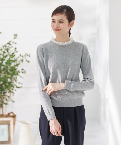 MACKINTOSH PHILOSOPHY(マッキントッシュ フィロソフィー)の「フリルコンビニットプルオーバー(ニット/セーター・レディース・ホワイト系その他/グレー系その他/ダークネイビー/ネイビー・38/36)」の2枚目の写真