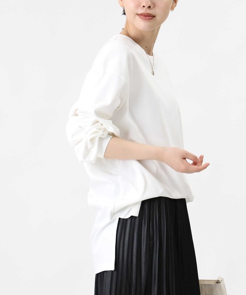 HONEYSUCKLE ROSE（ハニーサックルローズ）の「【HONEYSUCKLE ROSE】スリットビッグシルエットロンT（Tシャツ/カットソー・レディース・ライトブラウン/ホワイト/ブラック・S/L/M）」の3枚目の写真