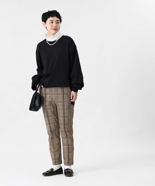 HONEYSUCKLE ROSE（ハニーサックルローズ）の「【HONEYSUCKLE ROSE】スリットビッグシルエットロンT（Tシャツ/カットソー・レディース・ライトブラウン/ホワイト/ブラック・S/L/M）」の7枚目の写真