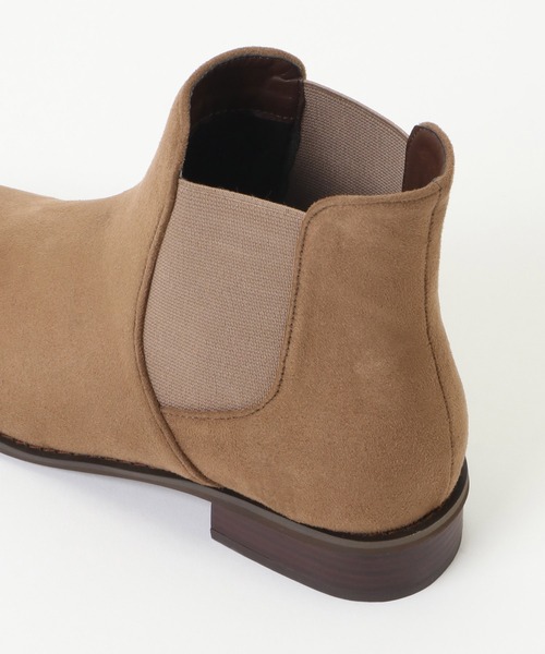 ikka（イッカ）の「サイドゴアプレーンブーツ（ブーツ・レディース・ブラック/ダークブラウン/ベージュ/グレー・M/L）」の17枚目の写真