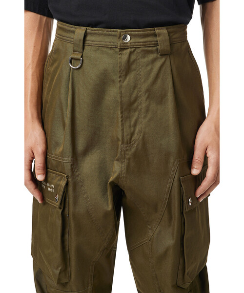 DIESEL（ディーゼル）の「メンズ パンツ ワークパンツ オーガニックコットン（カーゴパンツ・メンズ・カーキ/ブラック/ボルドー・34inch/30inch/36inch/32inch/28inch）」の13枚目の写真