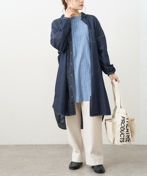 PUAL CE CIN（ピュアルセシン）の「小花プリント抜染プリントチュニック（Tシャツ/カットソー・レディース・チャコール/ブラウン/ベージュ/ブルー・FREE）」の10枚目の写真