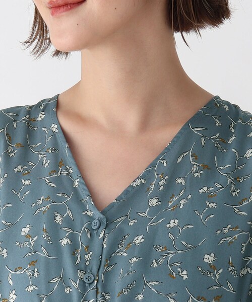 AG by aquagirl(エージーバイアクアガール)の「◆サテンフラワーウエストタックVフレアワンピース【WEB限定サイズ】(ワンピース・レディース・チャコール/ブルー系/ワイン系1・36/40/38)」の12枚目の写真