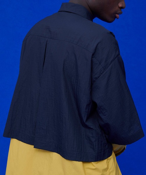 UNITED TOKYO（ユナイテッドトウキョウ）の「カラーブロックシアーSH（シャツ/ブラウス・メンズ・ブラウン/グレー/ネイビー・FREE）」の15枚目の写真