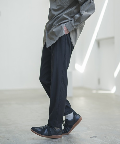 CASPER JOHN（キャスパージョン）の「Tapered Slim Slacks/テーパードスリムスラックス（スラックス・メンズ・ブラウン/ライトベージュ/ブラック/ネイビー・マルチサイズ）」の6枚目の写真