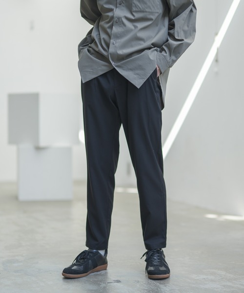 CASPER JOHN（キャスパージョン）の「Tapered Slim Slacks/テーパードスリムスラックス（スラックス・メンズ・ブラウン/ライトベージュ/ブラック/ネイビー・マルチサイズ）」の11枚目の写真