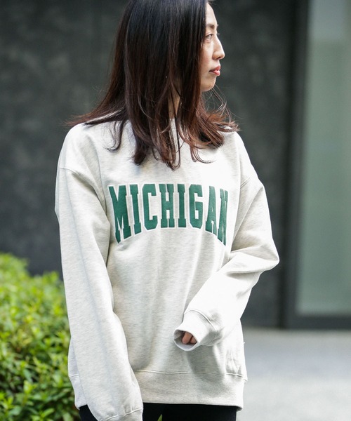 URBAN RESEARCH Sonny Label（アーバンリサーチサニーレーベル）の「発砲プリント裏起毛スウェット（スウェット・メンズ・グリーン系その他/ブラック/グレー・MEDIUM/LARGE）」の2枚目の写真