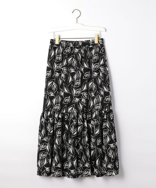 EMMEL REFINES（エメルリファインズ）の「＜EMMEL REFINES（エメル リファインズ）＞EM リーフプリント ギャザースカート（スカート・レディース・ブラック/ケリー・FREE）」の11枚目の写真