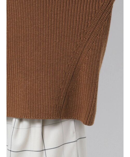 ELENDEEK（エレンディーク）の「ビッグカラージップニット（ニット/セーター・レディース・オフホワイト/ブラック/ブラウン・FREE）」の9枚目の写真