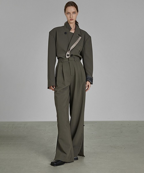 UNSPOKEN(アンスポクン)の「【UNSPOKEN】Double pleats slit design trousers UD21K015(スラックス・レディース・モカ・L/S/M)」の2枚目の写真