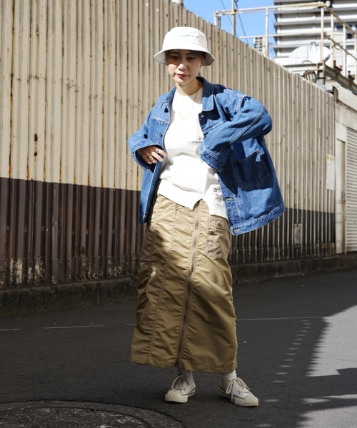 AVIREX(アヴィレックス)の「【直営店限定】TYPE BLUE VARSITY DENIM JACKET/ タイプブルー バーシティ デニムジャケット(デニムジャケット・レディース・ブラック/ライトインディゴブルー・FREE)」の10枚目の写真