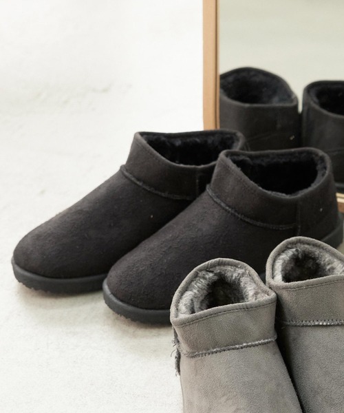 KOBE LETTUCE（コウベレタス）の「アンクルムートンブーツ（ブーツ・レディース・チャコールグレー/ブラック/ダークブラウン・M/L）」の2枚目の写真