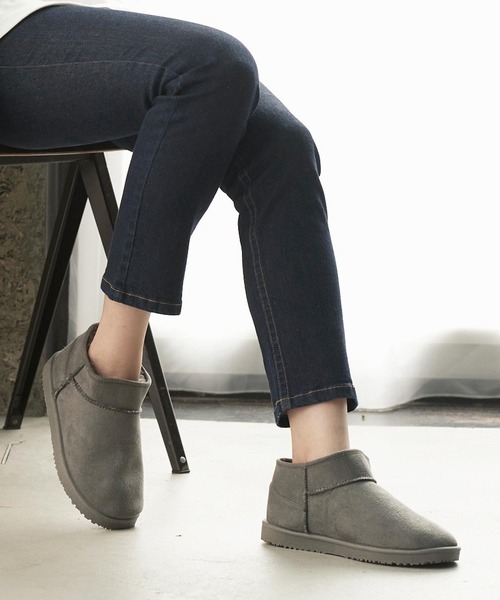 KOBE LETTUCE（コウベレタス）の「アンクルムートンブーツ（ブーツ・レディース・チャコールグレー/ブラック/ダークブラウン・M/L）」の8枚目の写真