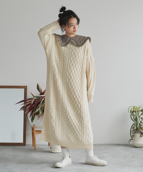 Libra Cue（リブラ キュー）の「”アソート付け襟”　　　　　　　　　　　　　　　　　　　　　　　コーディネートの主役になるボリューム感、トップス、ワンピース、アウターなど様々なアイテムに使用可（付け襟・レディース・ブラック系1/ベージュ/ブラック系2・FREE）」の11枚目の写真