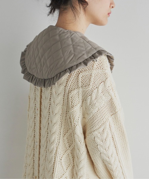 Libra Cue（リブラ キュー）の「”アソート付け襟”　　　　　　　　　　　　　　　　　　　　　　　コーディネートの主役になるボリューム感、トップス、ワンピース、アウターなど様々なアイテムに使用可（付け襟・レディース・ブラック系1/ベージュ/ブラック系2・FREE）」の16枚目の写真