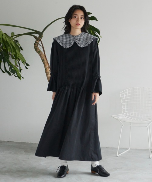 Libra Cue（リブラ キュー）の「”アソート付け襟”　　　　　　　　　　　　　　　　　　　　　　　コーディネートの主役になるボリューム感、トップス、ワンピース、アウターなど様々なアイテムに使用可（付け襟・レディース・ブラック系1/ベージュ/ブラック系2・FREE）」の21枚目の写真