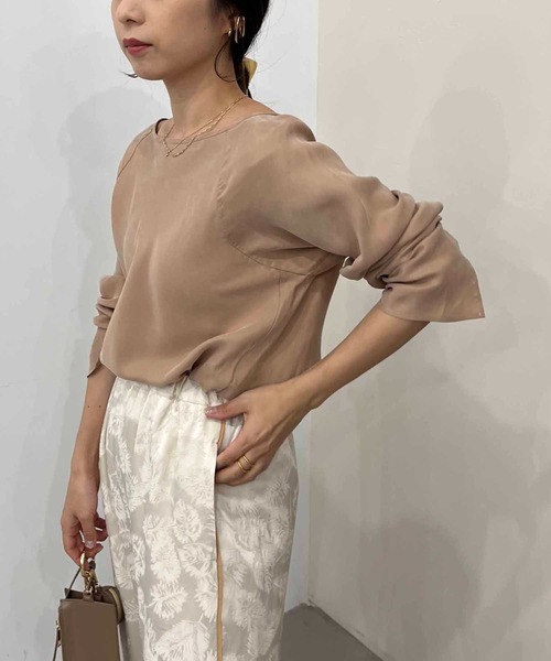 CAPRICIEUX LE'MAGE（カプリシューレマージュ）の「バイヤスプルオーバー（シャツ/ブラウス・レディース・ブラック/ベージュ/ピンク・FREE）」の12枚目の写真