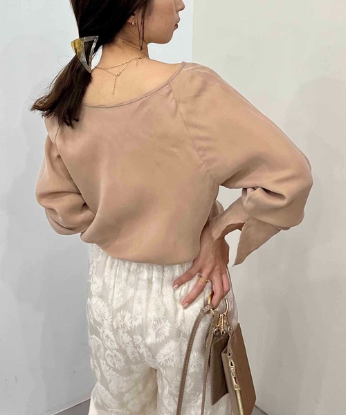 CAPRICIEUX LE'MAGE（カプリシューレマージュ）の「バイヤスプルオーバー（シャツ/ブラウス・レディース・ブラック/ベージュ/ピンク・FREE）」の14枚目の写真