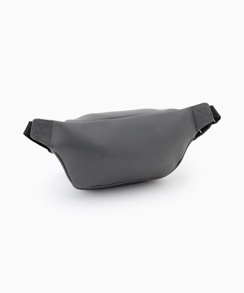 Calvin Klein(カルバン・クライン)の「MICRO PEBBLE ボディバッグ(ボディバッグ/ウエストポーチ・メンズ・ダークグレー・FREE)」の5枚目の写真