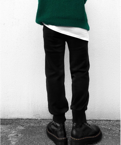 LVEU.(ラブユ.)の「Center seam sweat jogger pants / センターシームスウェットジョガーパンツ(Ai select)(その他パンツ・レディース・ブラック・FREE)」の6枚目の写真