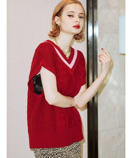 jouetie(ジュエティ)の「ルーズニットベスト(ベスト・レディース・ブラック/レッド/グリーン/ベージュ・MEDIUM)」の13枚目の写真