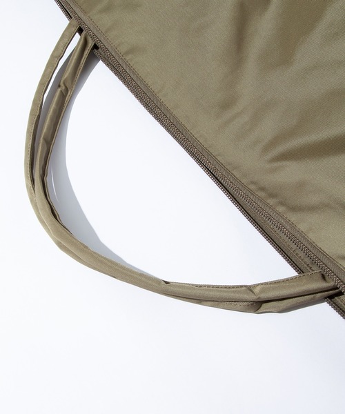 F/CE. （エフシーイー）の「【撥水】F/CE. 630 SKATEBOARD MESSENGER / エフシーイー 630 スケートボード メッセンジャーバッグ（ショルダーバッグ・メンズ・ベージュ/ブラック・ﾌﾘ-）」の11枚目の写真