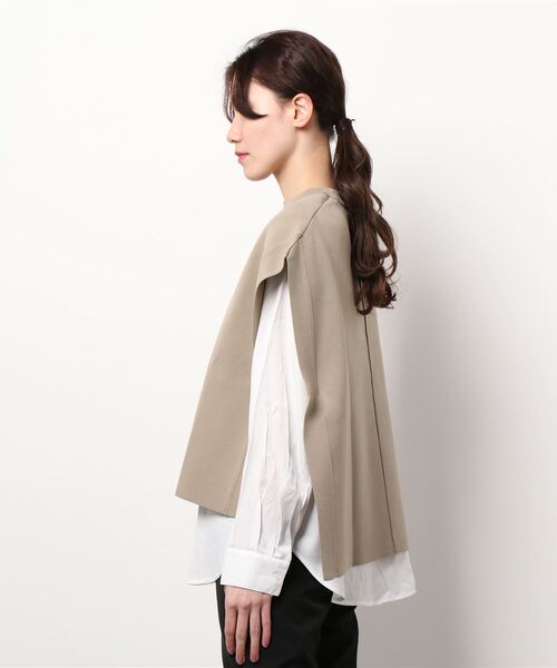 NICOLE white（ニコルホワイト）の「ニットベスト×バンドカラーブラウスＳＥＴ（ベスト・レディース・チャコールグレー/ベージュ/サックスブルー/グリーン・FREE）」の5枚目の写真