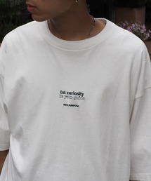 BeAMS DOT | 【WEB限定】BeAMS DOT / タイポグラフィ― Tシャツ(Tシャツ/カットソー)