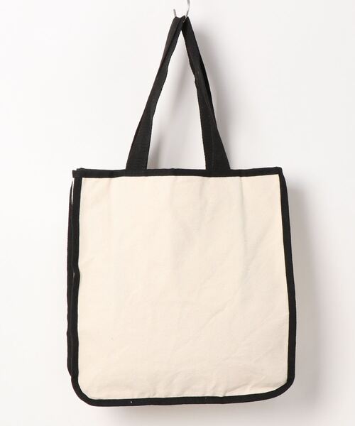 Samansa Mos2 blue（サマンサモスモスブルー）の「キャンバスプリントトートバッグ（トートバッグ・レディース・グレー/キャメル/キナリ・ﾌﾘ-）」の4枚目の写真