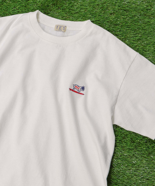 The Endless Summer（エンドレスサマー）の「TES ORGANIC COTTON HUNTINGTON BIG T-SHIRT / オーガニックコットンTシャツ（Tシャツ/カットソー・メンズ・イエロー/ネイビー/サックスブルー/ホワイト/カーキ/ダークグリーン/ブラック・SMALL/X-LARGE/MEDIUM/LARGE）」の2枚目の写真