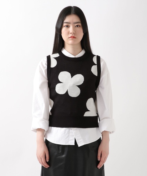 WONDER VISITOR（ワンダービジター）の「WONDER VISITOR／Flower Knit vest 2276921（ベスト・レディース・ブラック/グリーン・FREE）」の5枚目の写真